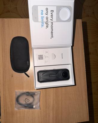 Insta360 X5