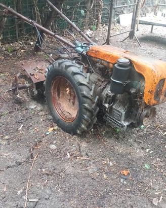 Motocoltivatore funzionante x uso o ricambi