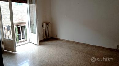 Fano centro 5 locali 114 mq. con soffitta