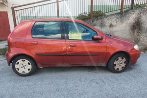 Fiat punto 1.2i diesel multijet rossa