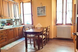 4 LOCALI A PESARO