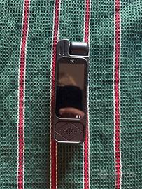 Action Cam Portatile 2K con schermo