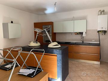 Cucina Cappellini completa con elettrodomestici