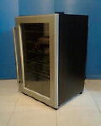 Cantinetta frigo espositore per vini