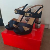 scarpe con tacco Laura Biagiotti N 40