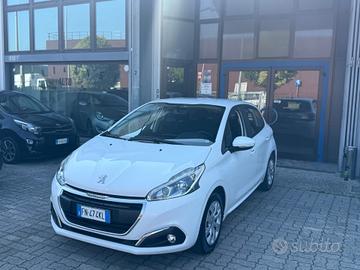 Peugeot 208 5 porte Active
