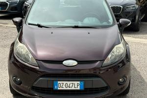 Ford Fiesta Fiesta+ 1.4 TDCi 68CV 5 porte