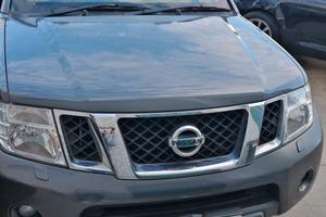 Nissan Navara d40 pick up 2.5 TD yd25 per ricambi 