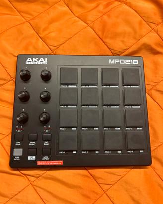 AKAI MPD 218