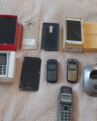 Lotto/Set Smartphone, cellulari e telefoni.