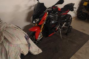 BMW S1000R