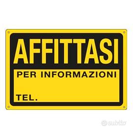 Locale commerciale a Marina Centro