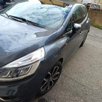 Renault Clio 2019 - moschino Zen