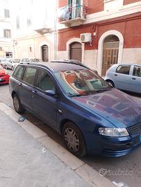 auto, Stilo, blù anno 2004  con 300000kmmacc