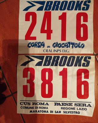 "2" Pettorali Vintage Maratone anni '80+opuscoli 