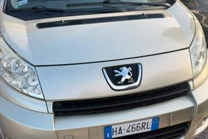 furgone 9 posti