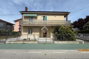 VILLA SINGOLA A SAN GIOVANNI TEATINO