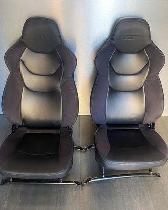 Sedili Aixam GTi e GTo pelle e alcantara