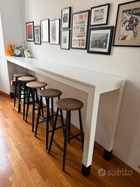 Consolle stile bancone bar e 5 sgabelli