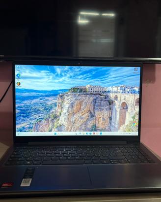 Pc lenovo ideapad 3 15’’