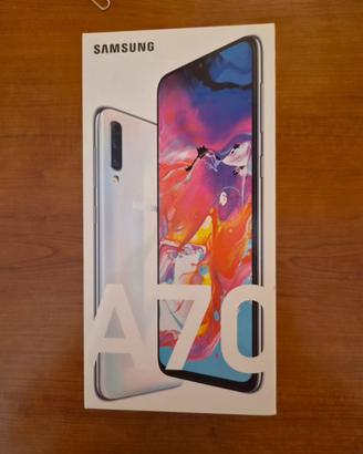 Samsung Galaxy A70 128GB White + Scatola e Cover