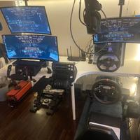 Postazione Simulatore di guida con PC e VR