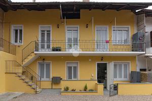 CASA SEMINDIPENDENTE A MATHI