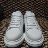 Alexander McQueen Oversized – Bianco/Nero 