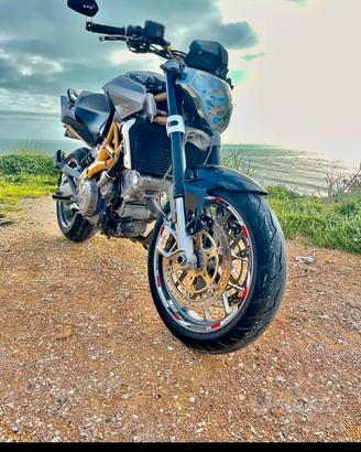 Aprilia naked