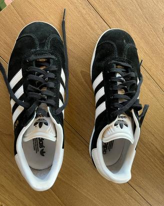Adidas gazelle