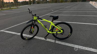 Rockrider ST (pari al nuovo) – Usata solo 2 volte!