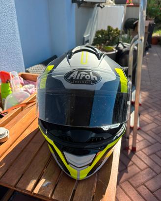 Casco integrale AIROH
