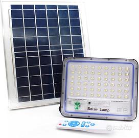 FARO LED DA ESTERNO DA 2000W CON PANNELLO SOLARE