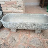 Fioriera in sasso artigianale