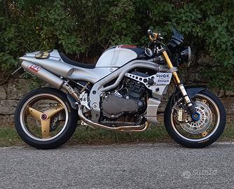 Triumph speed triple 955i 