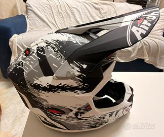 Casco Cross Airoh