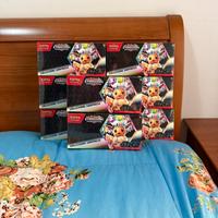 Pokémon Evoluzioni Prismatiche box sorpresa