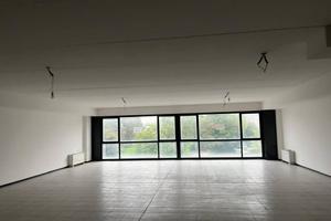 Immobile di 180 m² con 1 locale a Sassuolo