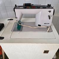 Macchina da cucire Necchi  