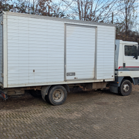 Autocarro Nissan L35.09 del 1992