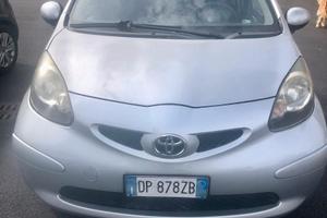 Toyota Aygo grigio metallizzato 2008