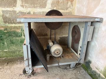 Sega circolare, cesoia, banco