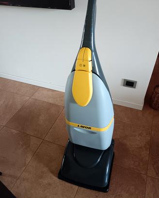 lavapavimenti professionale Lavor Pro Sprinter