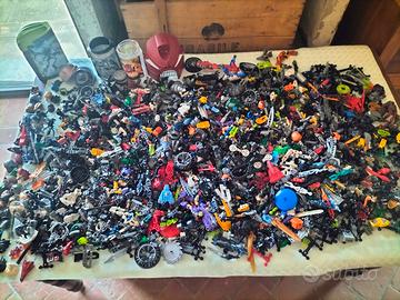 10 kg tra Lego Bionicle, Hero factory e Technic 