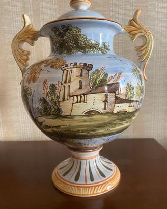 Vaso Grande in Maiolica di Castelli con Coperchio