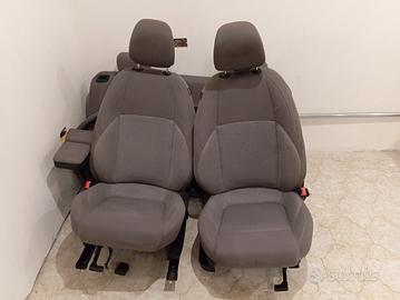 sedili anteriori e posteriori alfa romeo giulietta