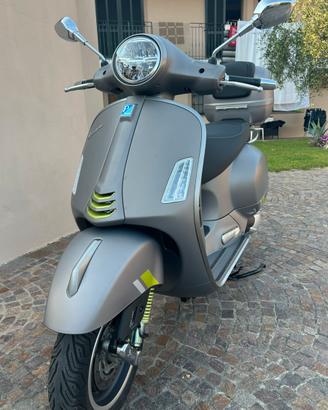 VESPA GTS 300 supertech