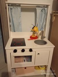 Cucina per bambini in legno 