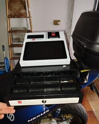 REGISTRATORE DI CASSA