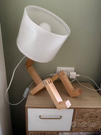 Lampada da tavolo